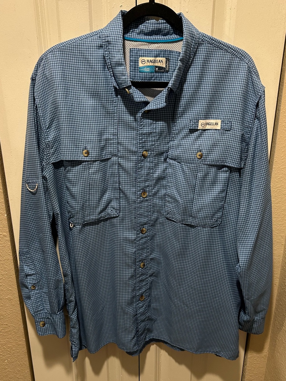 Magellan Outdoors Men’s Aransas Pass Mini Check Long Sleeve , Medium